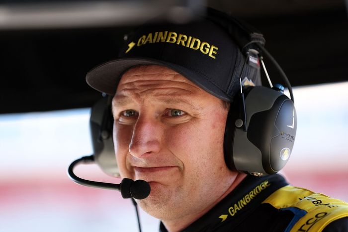 NASCAR suspends Spire Motorsports car chief after failed Phoenix inspection